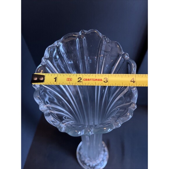 Beautiful Clear Antique 15 Inch Tall Swung Glass Vase Scalloped &Decorative Base - Picture 13 of 15